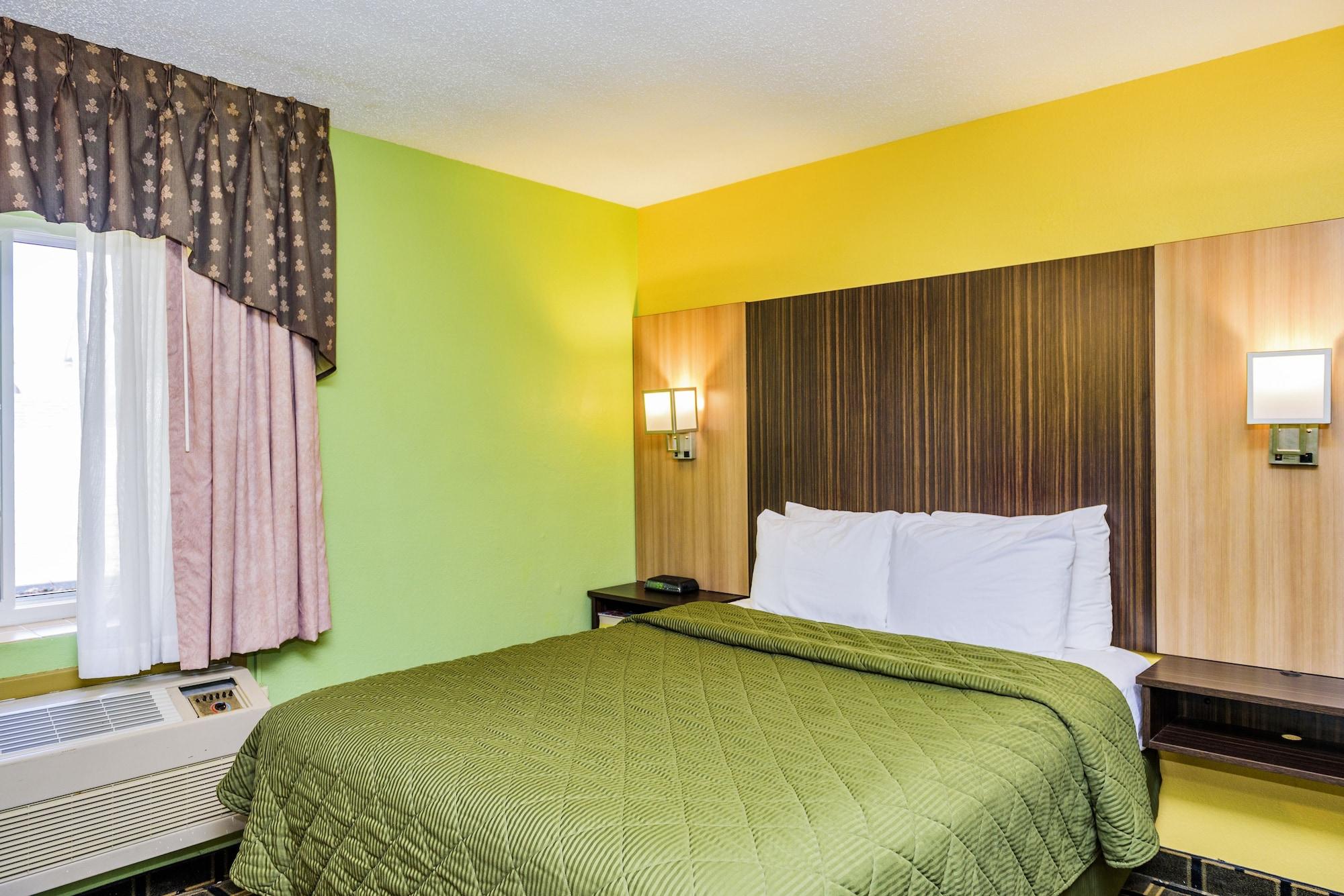 University Manor Inn Буффало Экстерьер фото