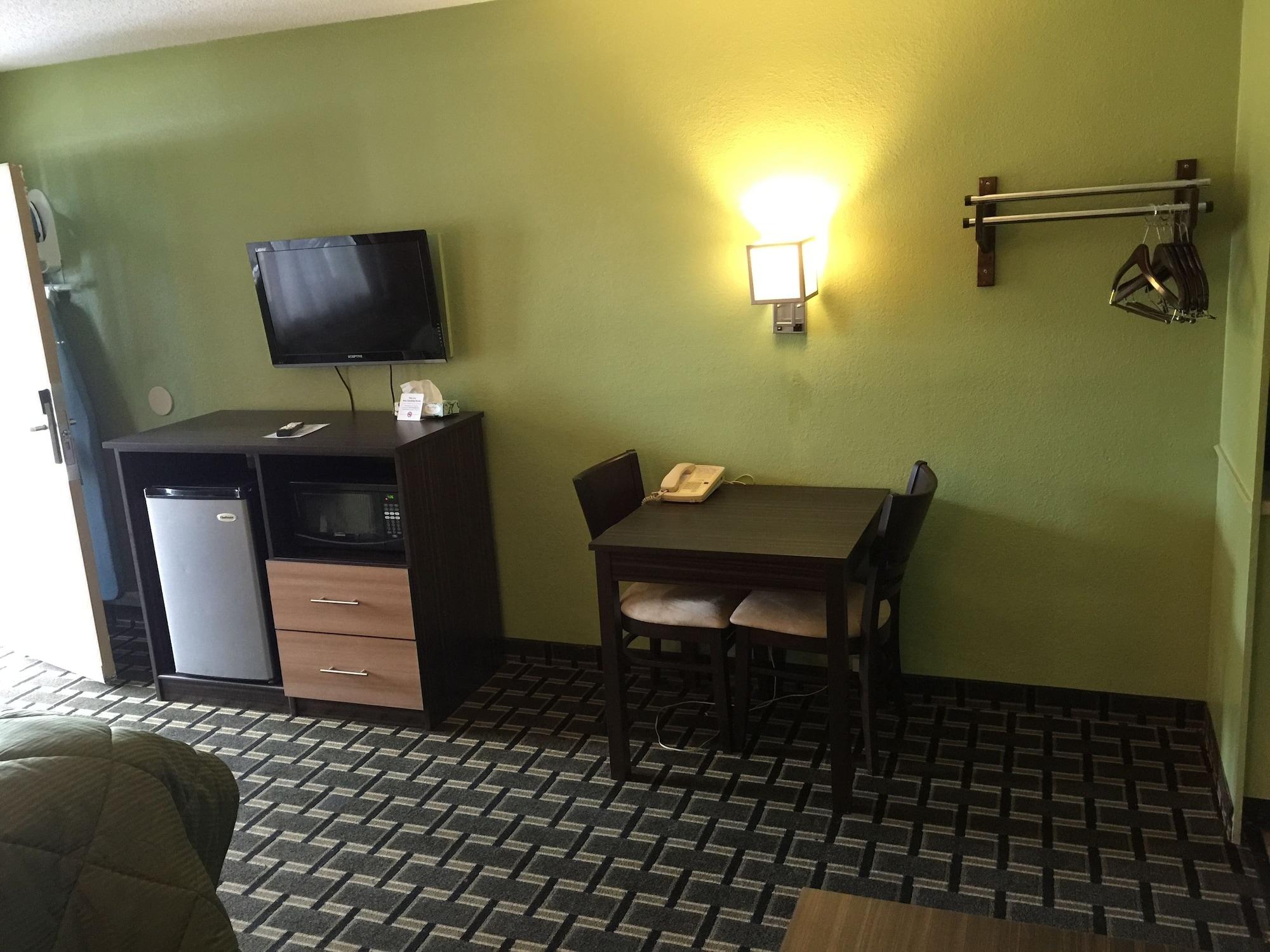 University Manor Inn Буффало Экстерьер фото