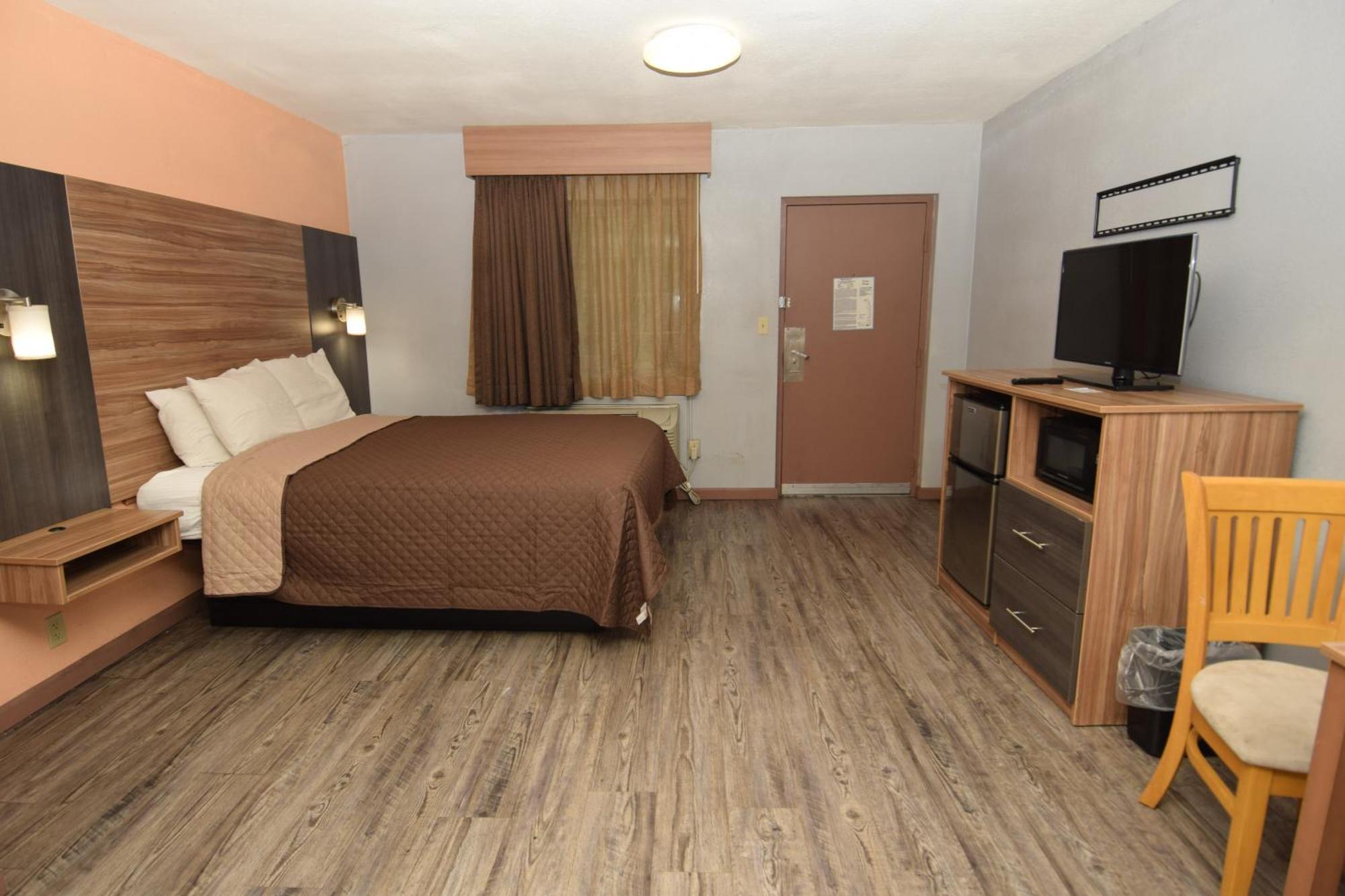 University Manor Inn Буффало Экстерьер фото